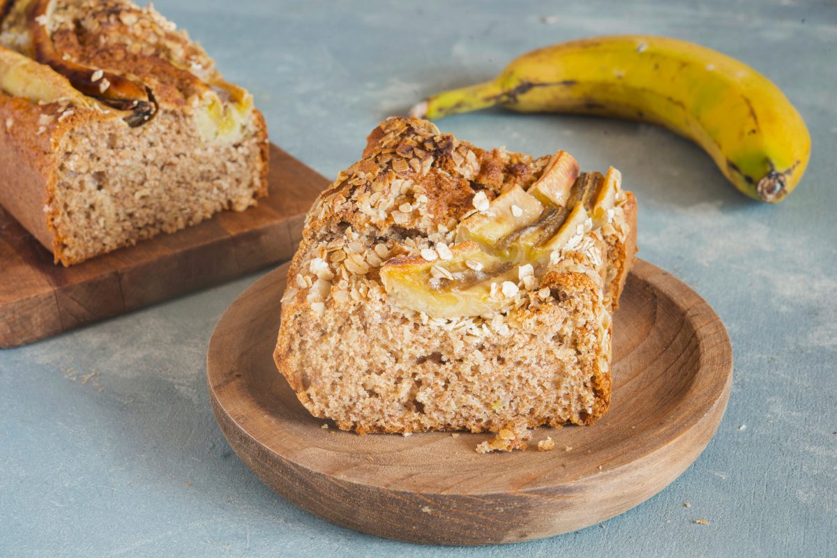 Bolo de banana fit com aveia sem fermento